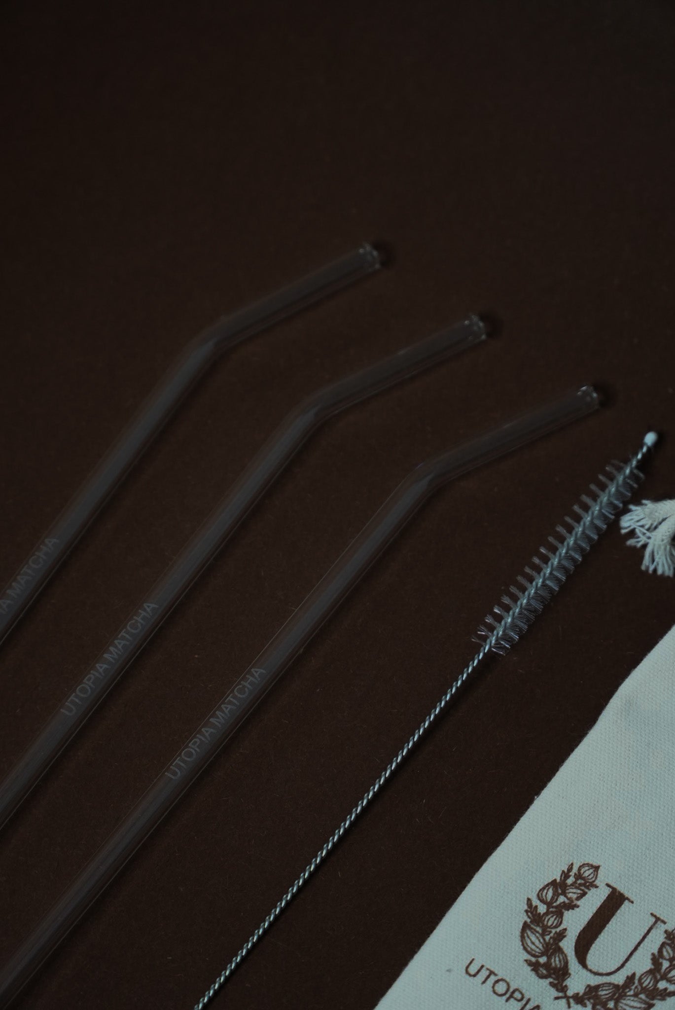 Coffret – Pailles Fines Transparentes Gravées + Pochon